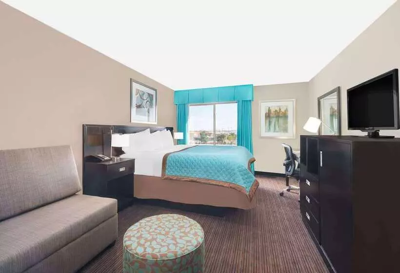 ホテル Wyndham Garden Midland