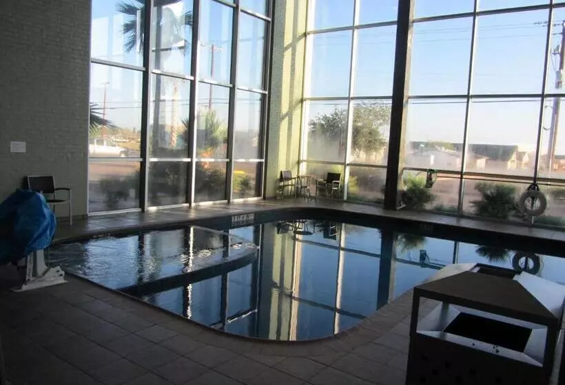 ホテル Wyndham Garden Midland