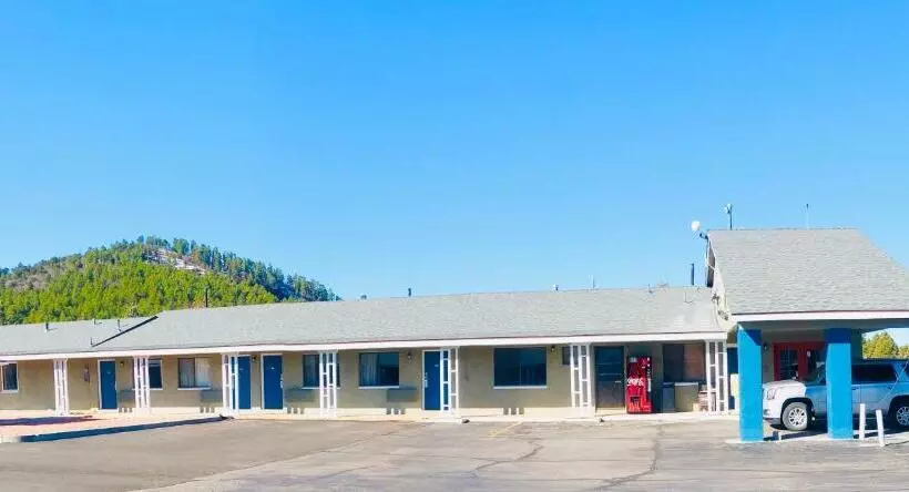 Мотель Super 8 By Wyndham Williams West Route 66   Grand Canyon Area