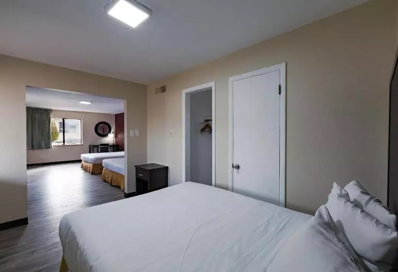 Мотель Super 8 By Wyndham Williams West Route 66   Grand Canyon Area