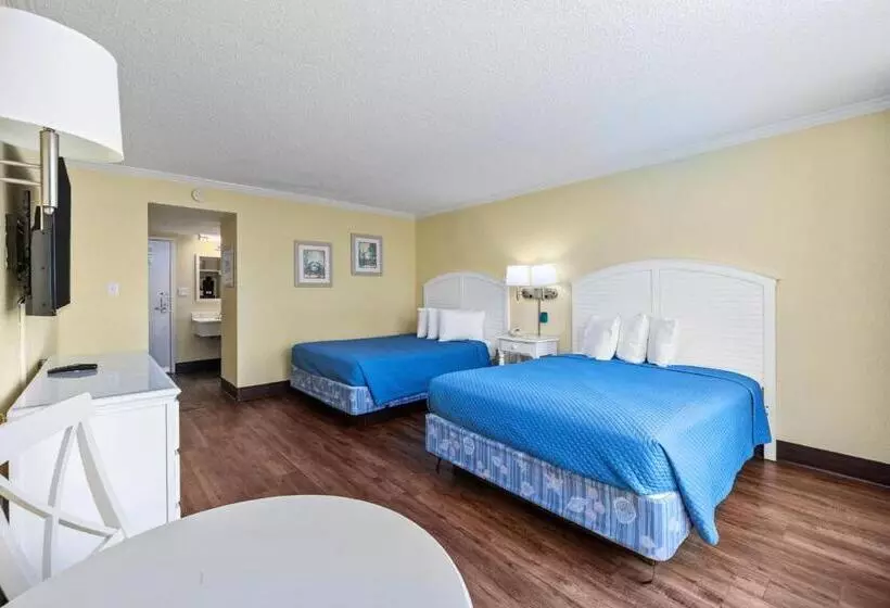 North Shore Oceanfront Resort Hotel With Waterpark