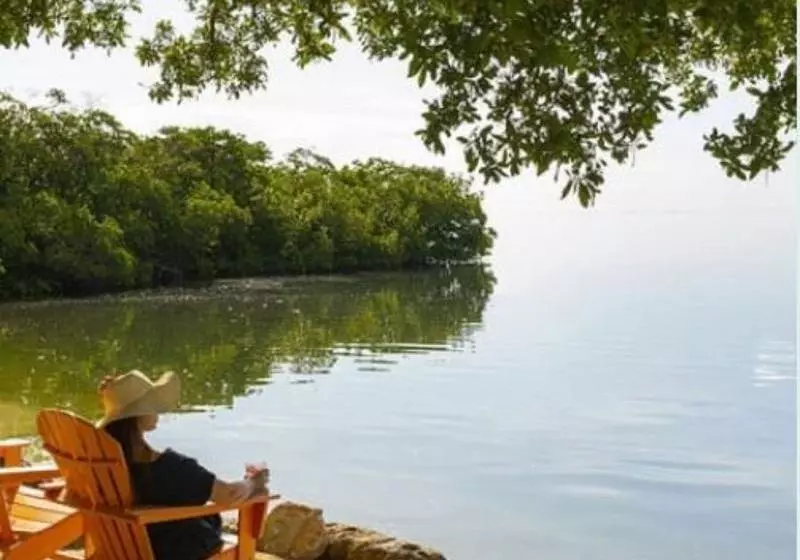 Pelican Cove Resort & Marina