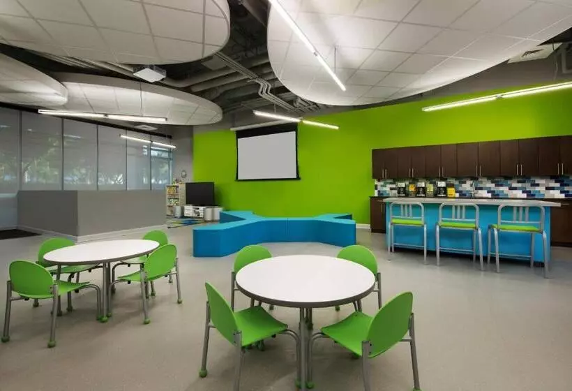 אתר נופש Marriott's Crystal Shores