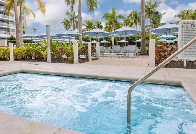 אתר נופש Marriott's Crystal Shores