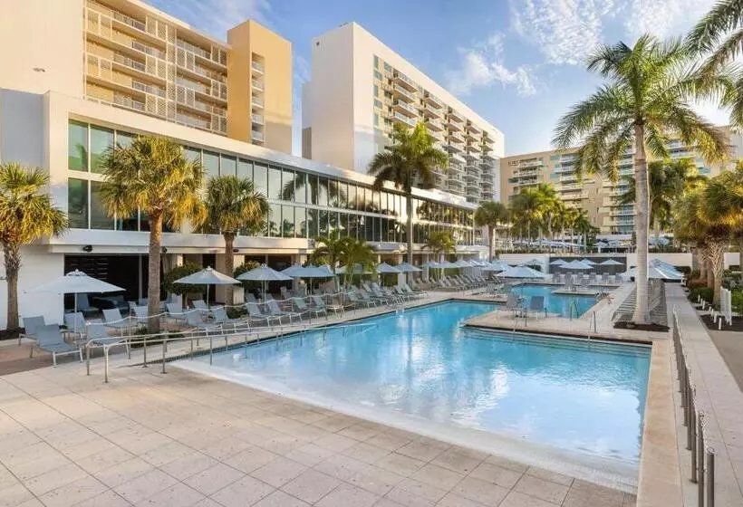 אתר נופש Marriott's Crystal Shores