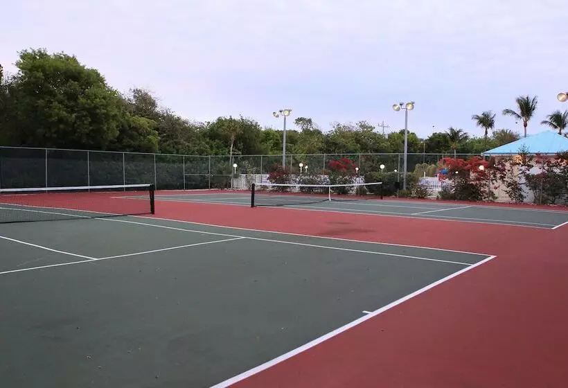 منتجع Ocean Pointe Suites At Key Largo