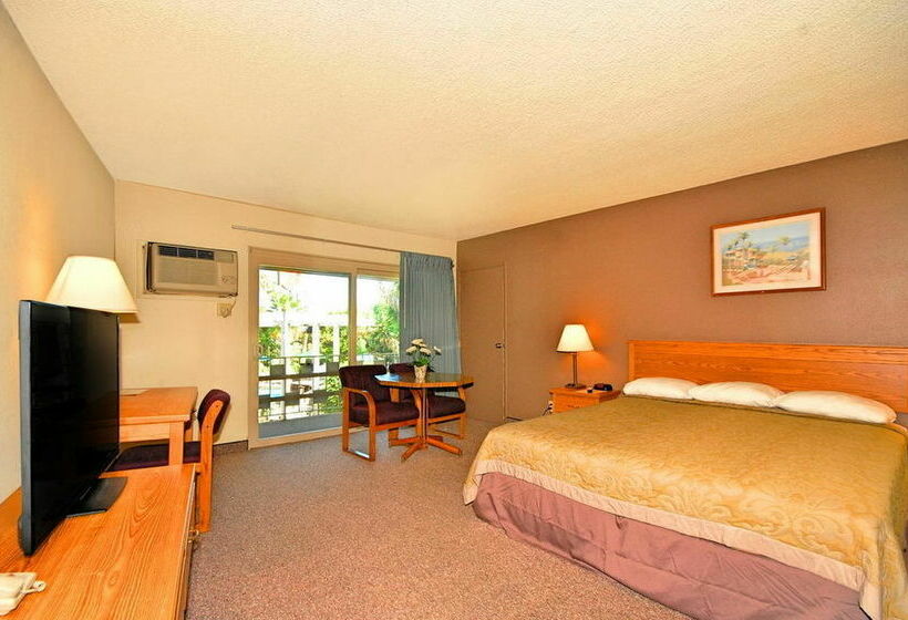 モーテル Super 8 By Wyndham Long Beach