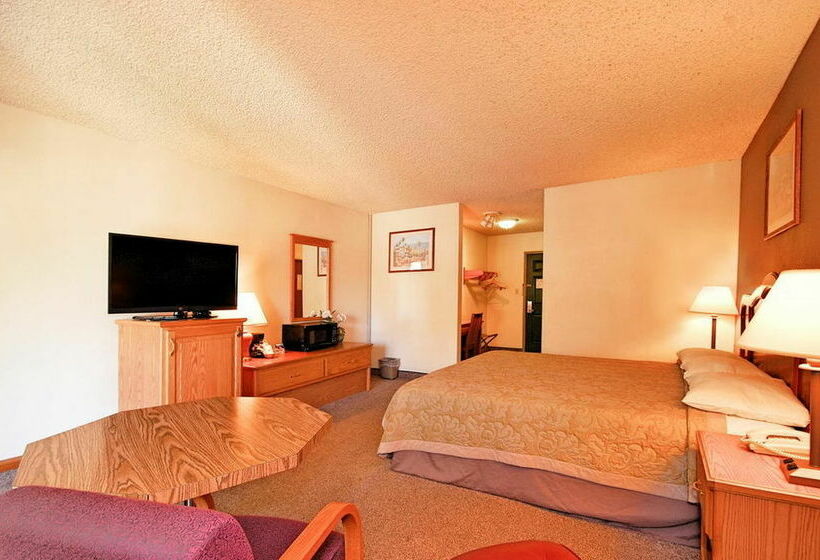 モーテル Super 8 By Wyndham Long Beach