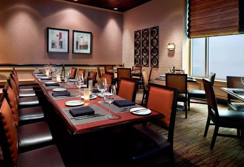 호텔 Augusta Marriott At The Convention Center