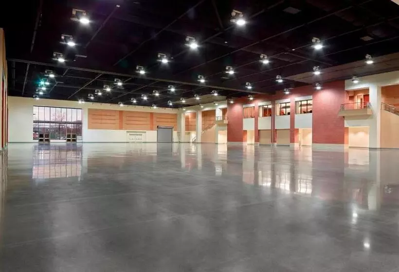 호텔 Augusta Marriott At The Convention Center