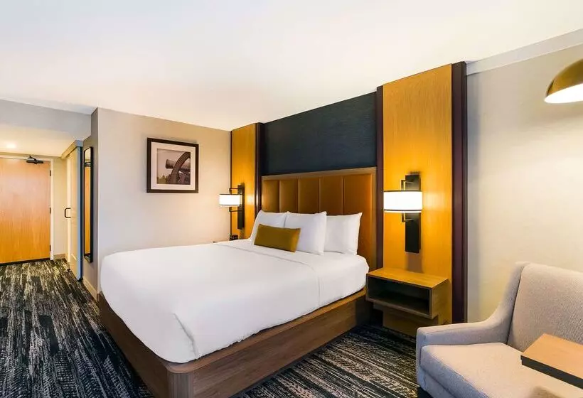 Best Western Premier The Central Hotel & Conference Center