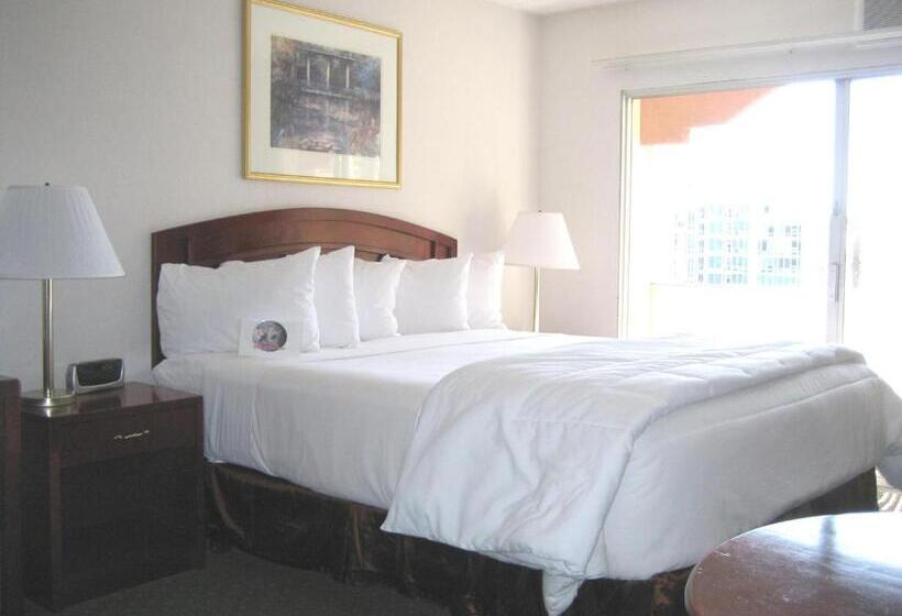 فندق Days Inn By Wyndham San Diego/downtown/convention Center