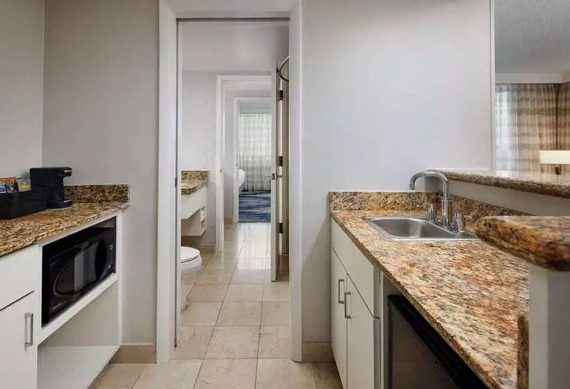 Hotel Embassy Suites By Hilton West Palm Beach Central