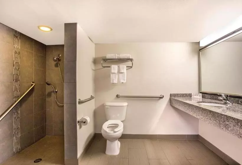 酒店 Howard Johnson By Wyndham Scottsdale Old Town