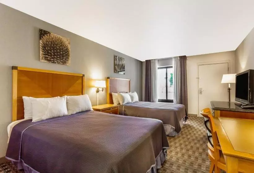 酒店 Howard Johnson By Wyndham Scottsdale Old Town