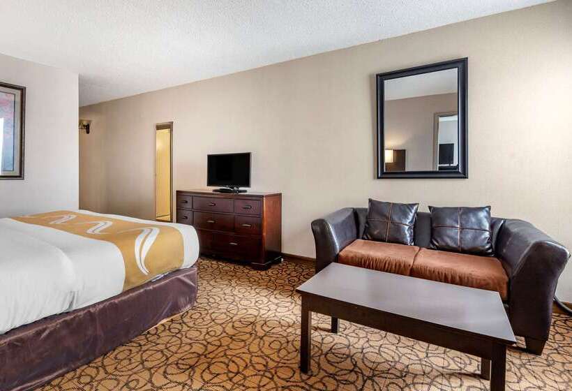 هتل Quality Inn & Suites Escanaba North