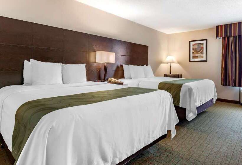 هتل Quality Inn & Suites Escanaba North