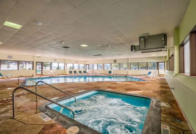 酒店 Quality Inn & Suites Escanaba North