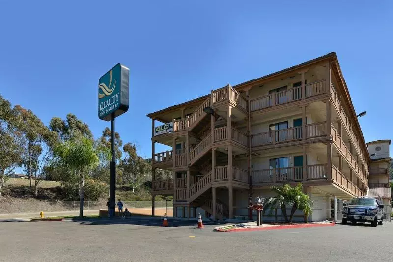 فندق Quality Inn & Suites San Diego East County 