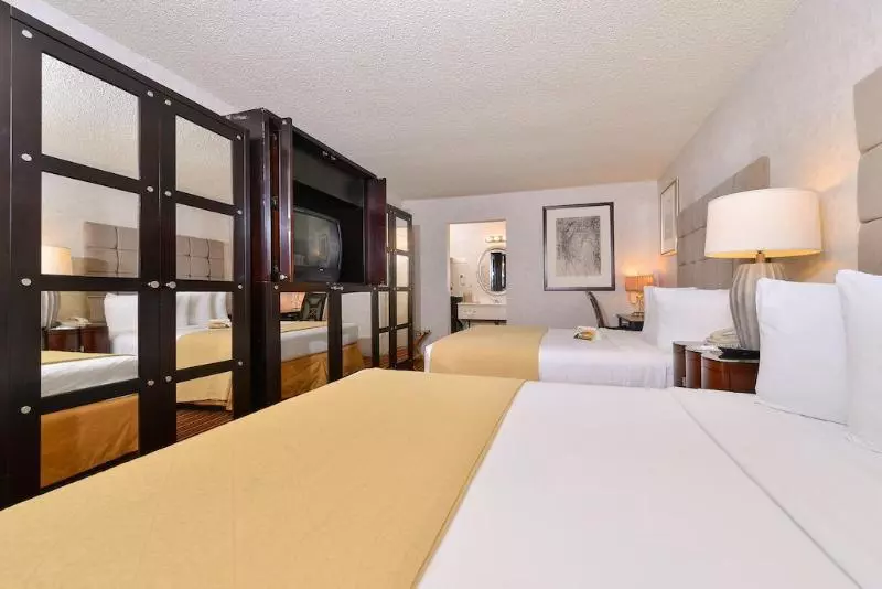 فندق Quality Inn & Suites San Diego East County 