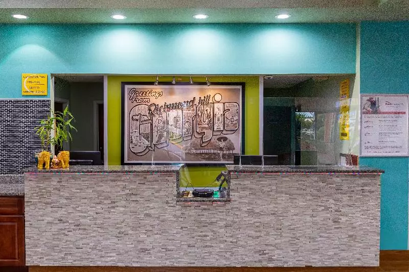 בית מלון כפרי Red Roof Inn Savannah   Richmond Hill I 95