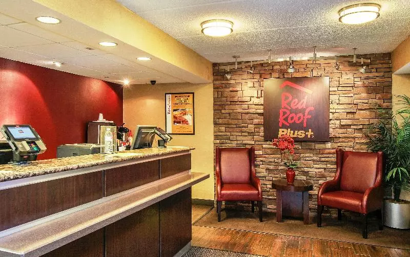 فندق Red Roof Inn Plus+ Atlanta Buckhead
