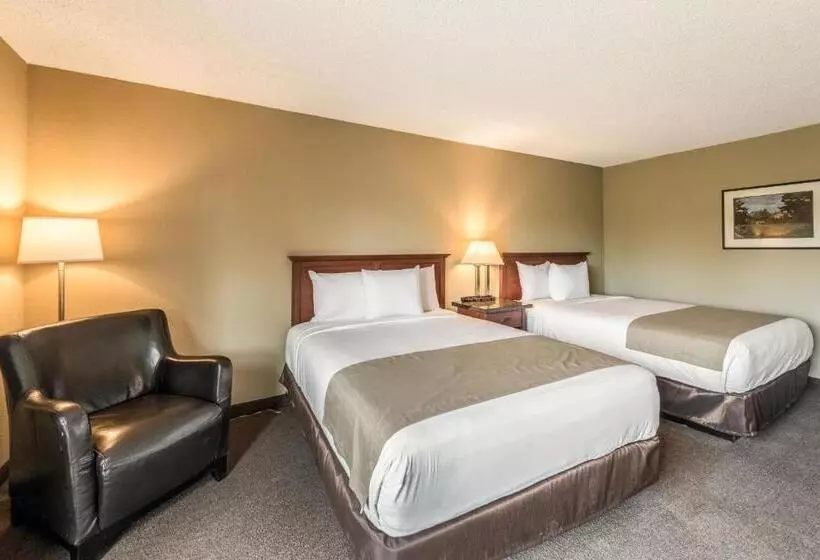Отель Rodeway Inn & Suites Portland Jantzen Beach