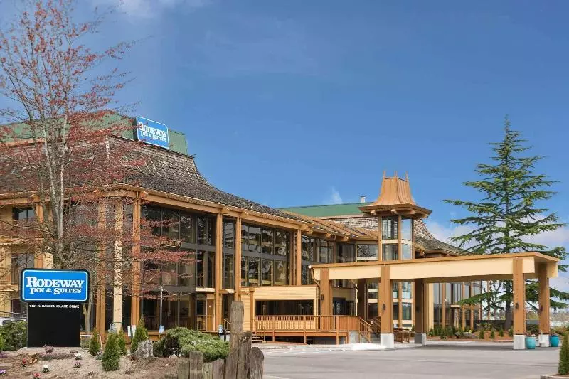 Отель Rodeway Inn & Suites Portland Jantzen Beach