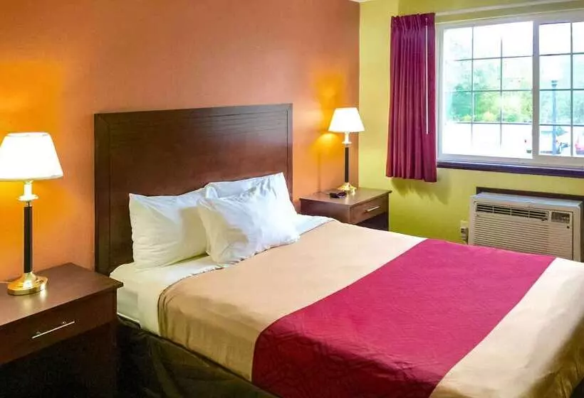 Otel Rodeway Inn Willamette River