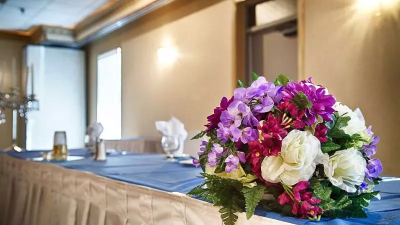 Hotelli Albany Airport Inn