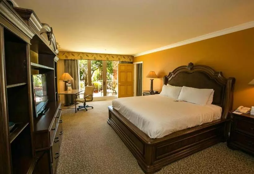 Safety Harbor Resort & Spa Trademark Collection By Wyndham