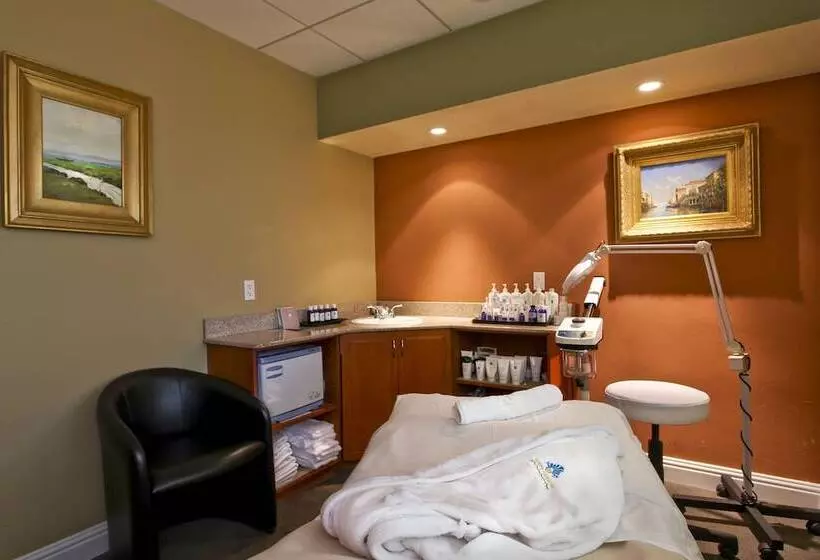 Safety Harbor Resort & Spa Trademark Collection By Wyndham