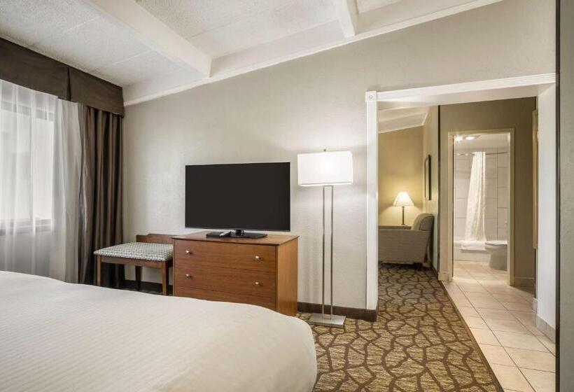 فندق Americinn By Wyndham Grand Rapids Airport North