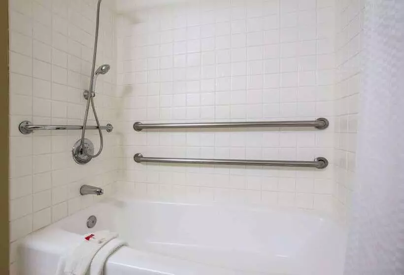 فندق Baymont By Wyndham Tehachapi