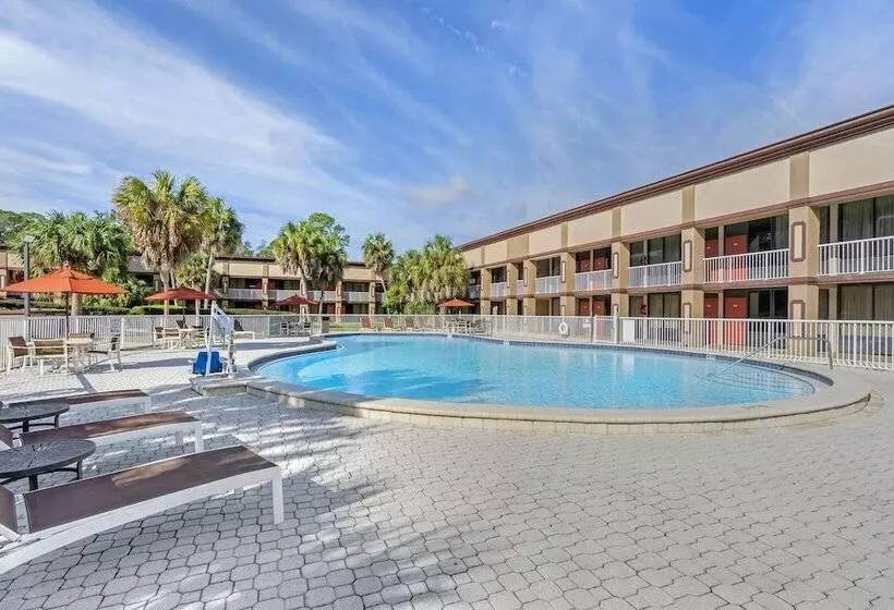 Szálloda Rodeway Inn