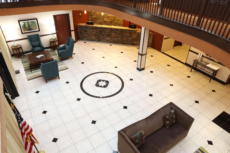 فندق Americinn By Wyndham Grand Rapids Airport North