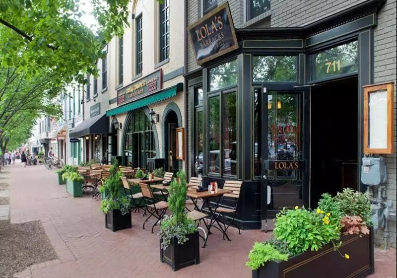 Отель Capitol Hill