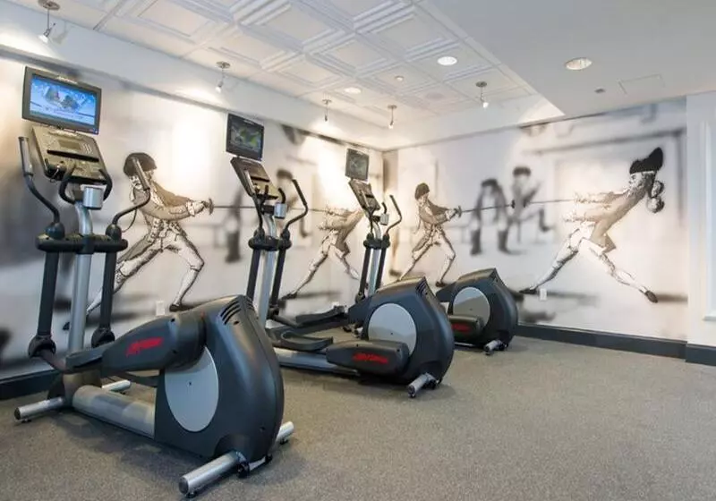 Отель Capitol Hill