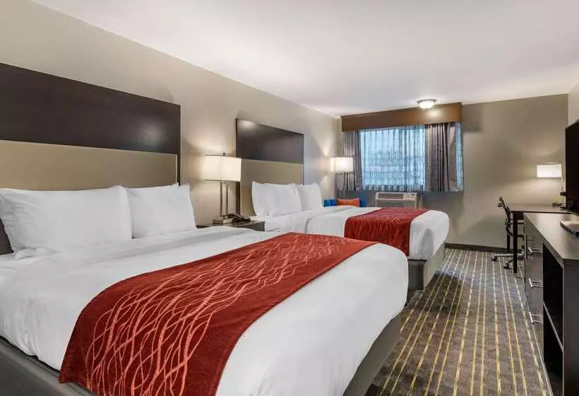 هتل Comfort Inn & Suites Tigard Near Washington Square