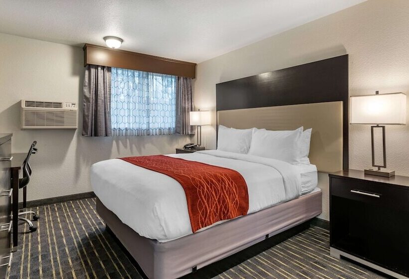 فندق Comfort Inn & Suites Tigard Near Washington Square