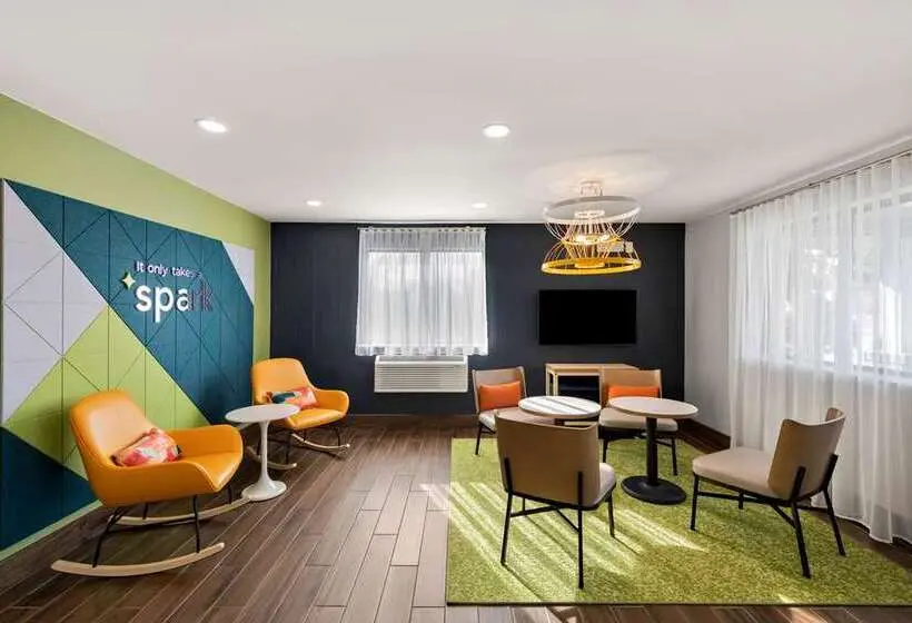 ホテル Economy 7 Inn   Norfolk