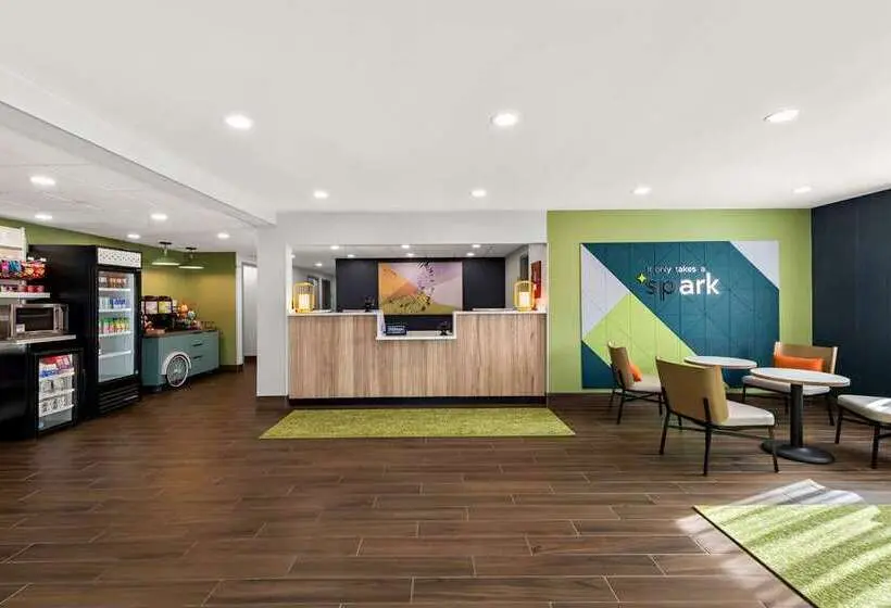 ホテル Economy 7 Inn   Norfolk