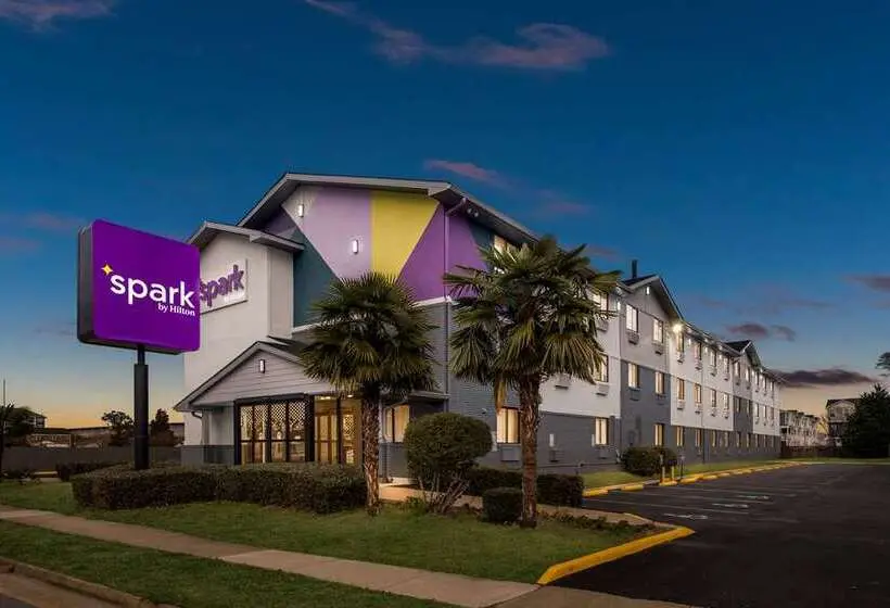 ホテル Economy 7 Inn   Norfolk