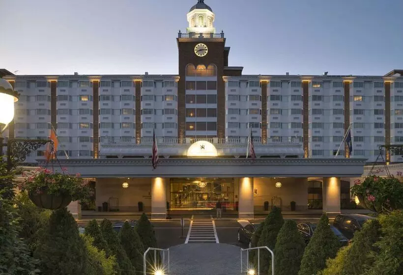 فندق Garden City