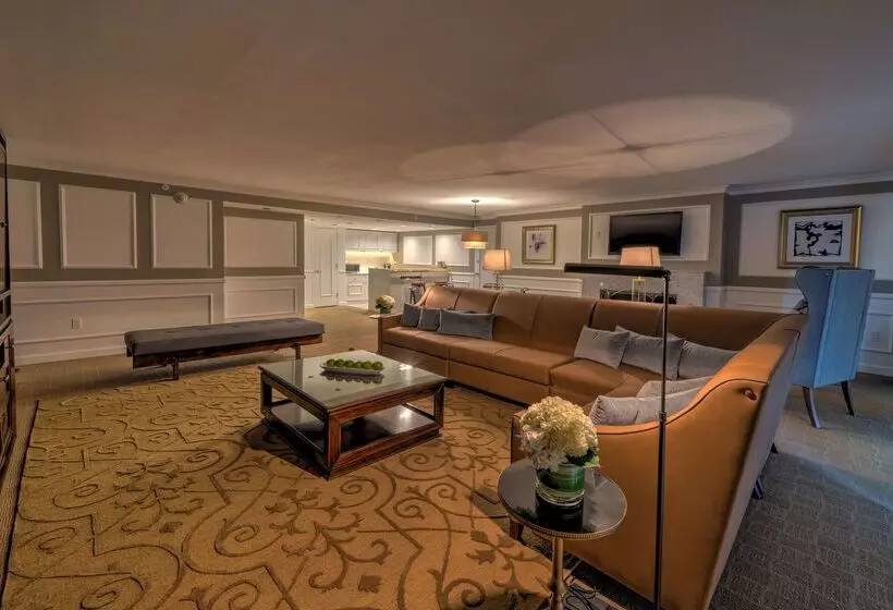 فندق Garden City