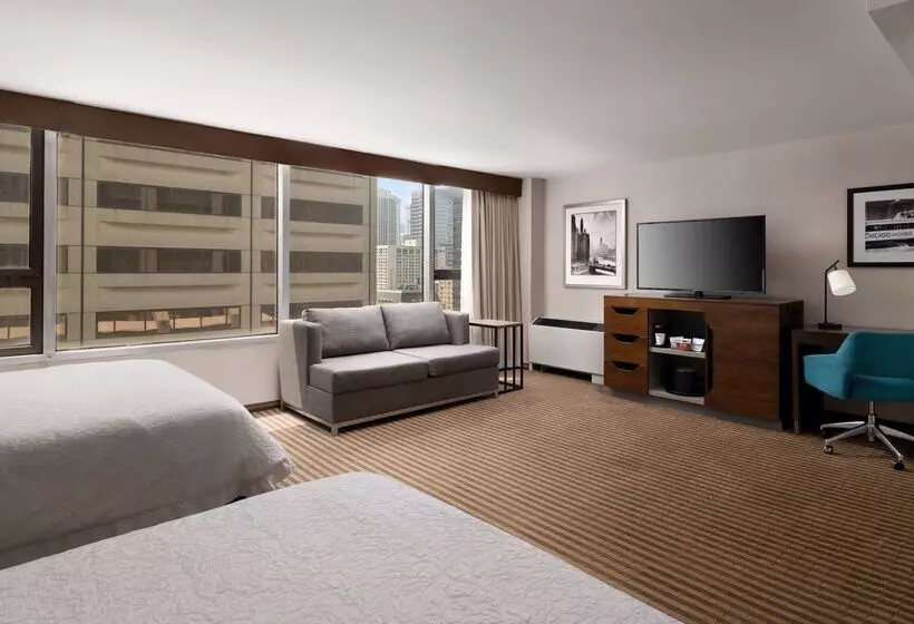 هتل Hampton Inn Chicago Downtown/magnificent Mile