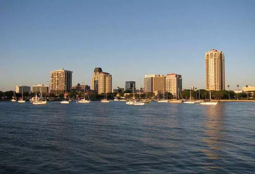 Otel Hilton St. Petersburg Bayfront