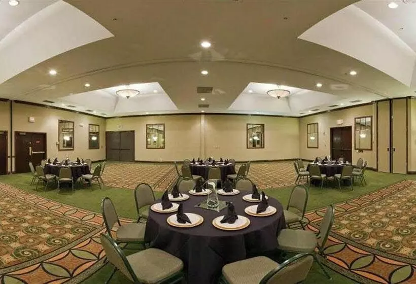 The Hotel at Wichita Falls