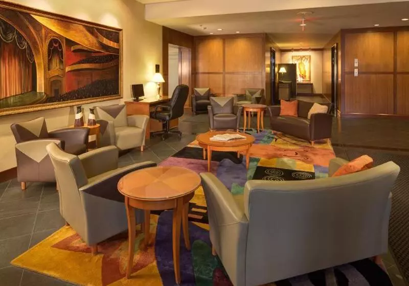 בית מלון כפרי Radisson Milwaukee West