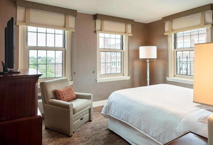 هتل Sheraton Commander